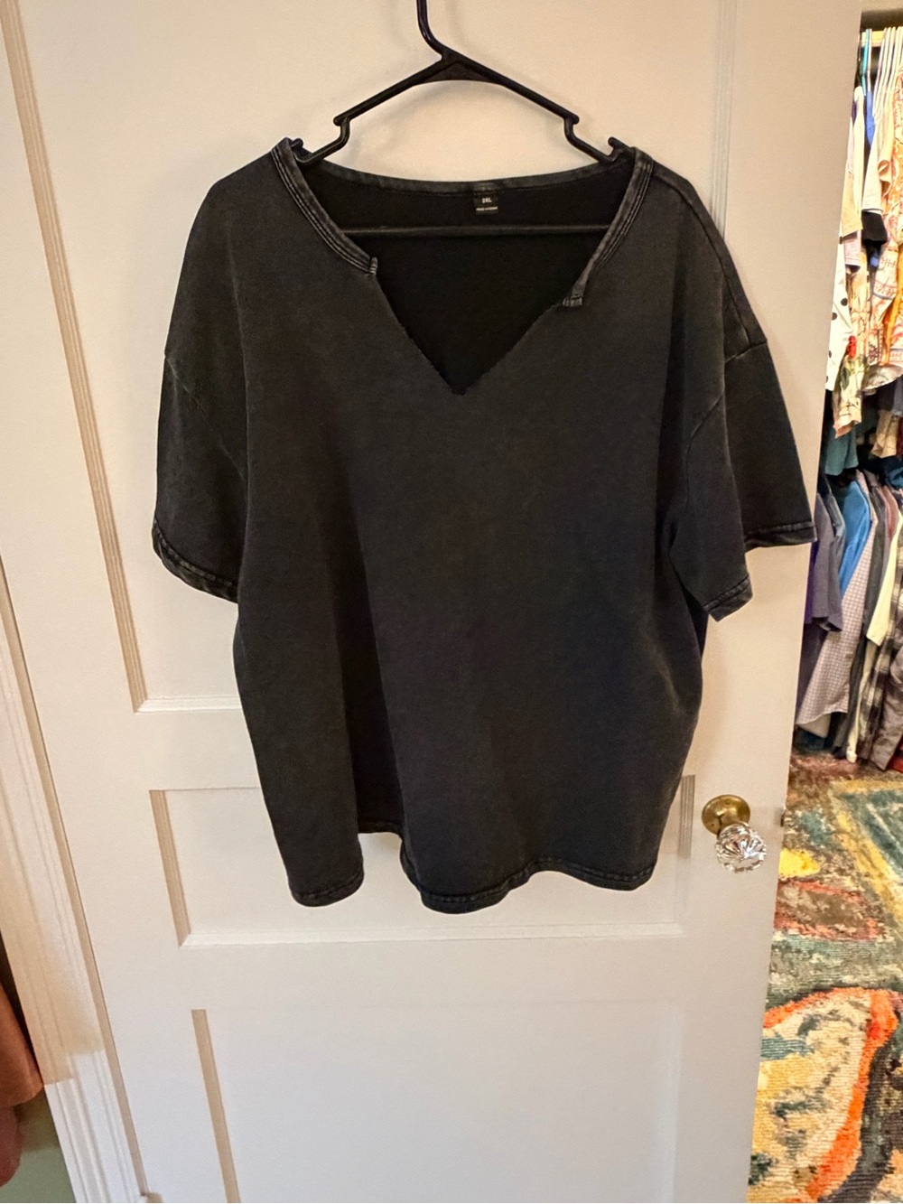 SHEIN Washed Black V-Neck Short Sleeve Tee